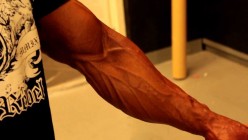 How To Get Super Strong Gripping Strength Exercising Your Forearms