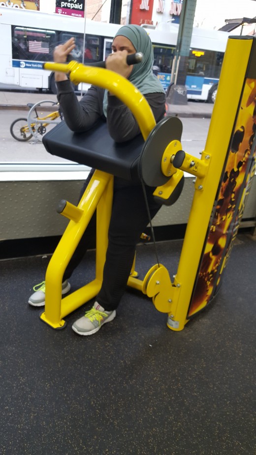 This machine works biceps and I was doing what my trainer calls super sets of 15 reps on this and running to triceps machine and 15 on that and running back, no rest. 4 sets