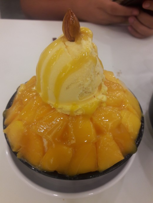 Mango Bingsu