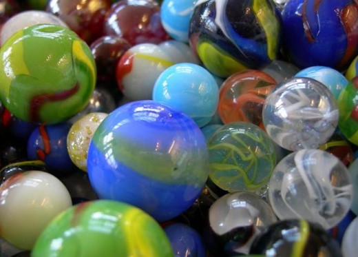 Marbles of different sizes and types