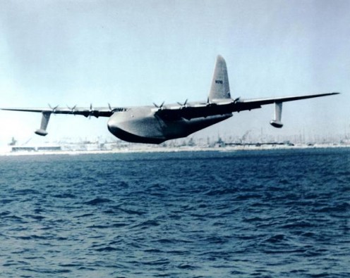 Spruce Goose during test flight