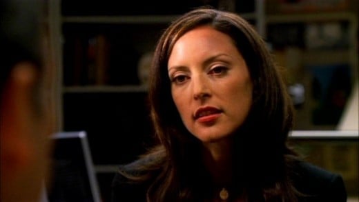 lola glaudini ella greenaway