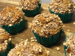 'Healthy' Apple and Cinnamon Muffins