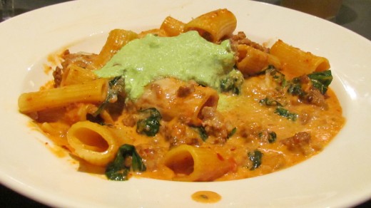 I had a delicious Spicy Lamb Bolognese pasta dish with Rigatoni, Jersey Crushed Tomatoes, Wilted Spinach and Basil Ricotta at the "White Dog Cafe.