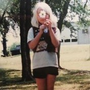 Elle Wayne profile image