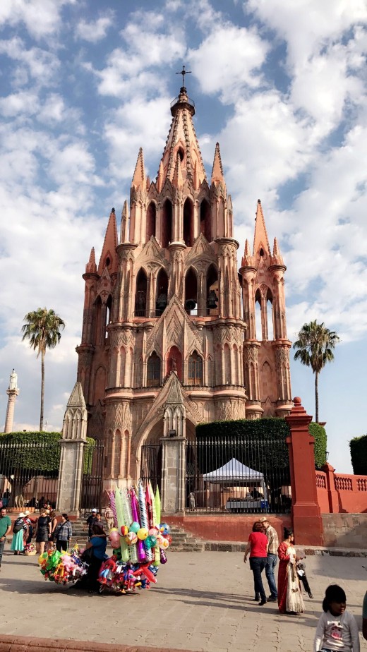 La Parroquia de San Miguel Arcángel