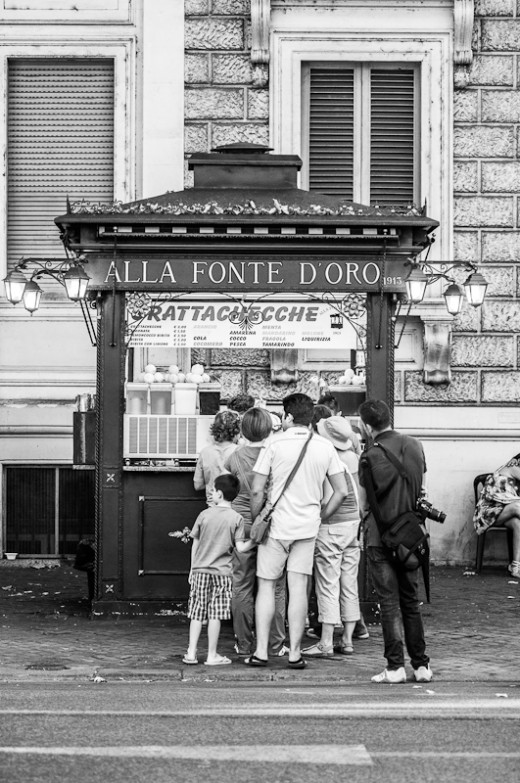 Alla fonte doro Grattachecca kiosk