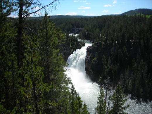 Swift-flowing rivers heading west
