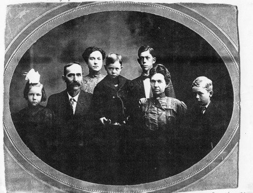 From left: Maria Lucy, Andrew E., Blanche Jane, William, John Etheridge, Mary Etta, Ross Kenneth