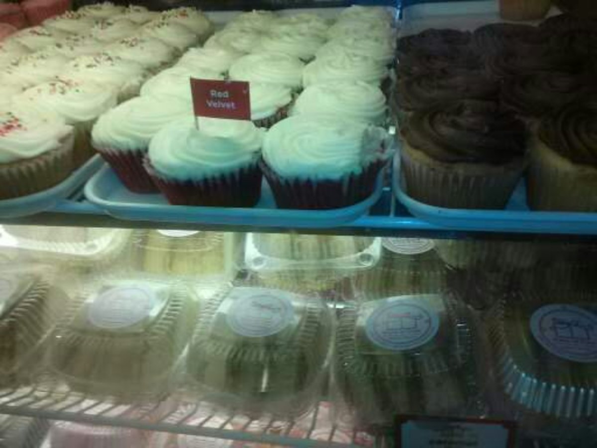 At piece of cake at Atlanta Airport you'll find a vast assortment of cupcakes