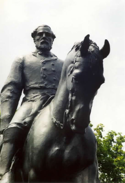 Gen. Robert E. Lee statue that once stood at the University of Texas at Austin.