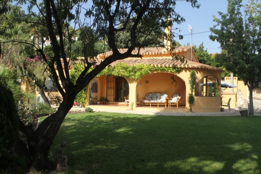 A friend's villa (for their rental advertising)