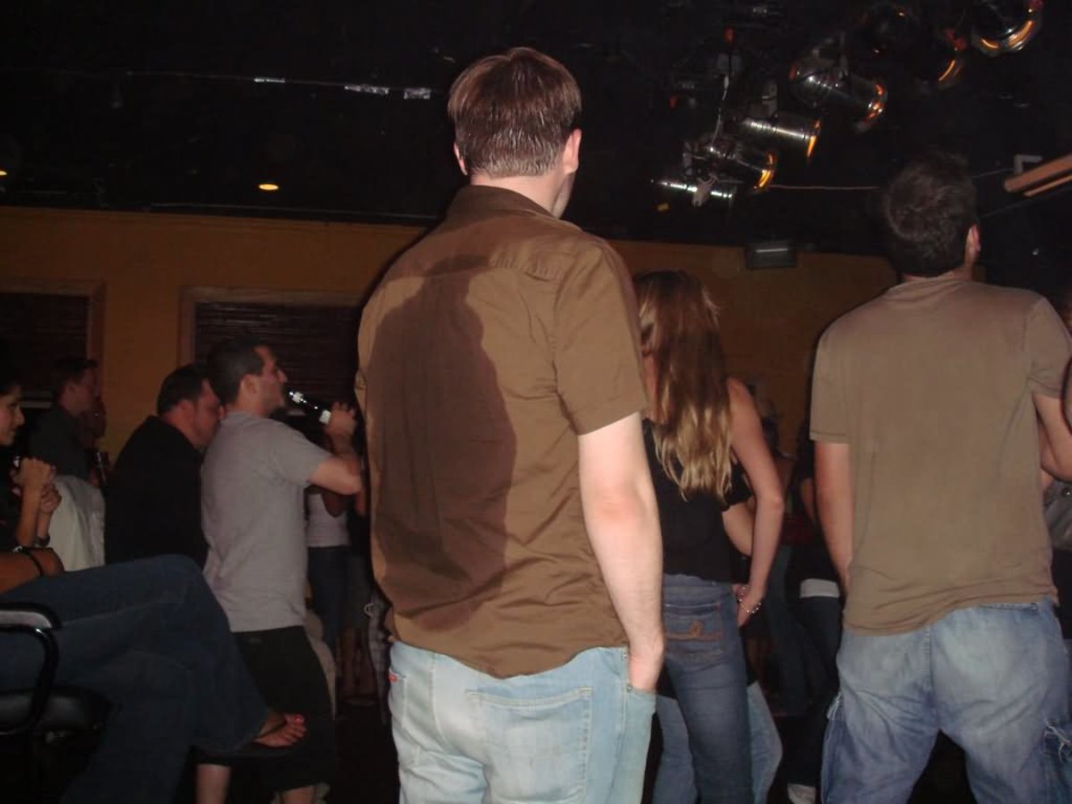 Sweat is a big issue for both men and women in salsa clubs