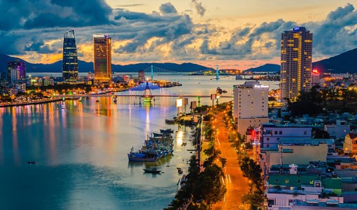 Danang - the city by Han River
