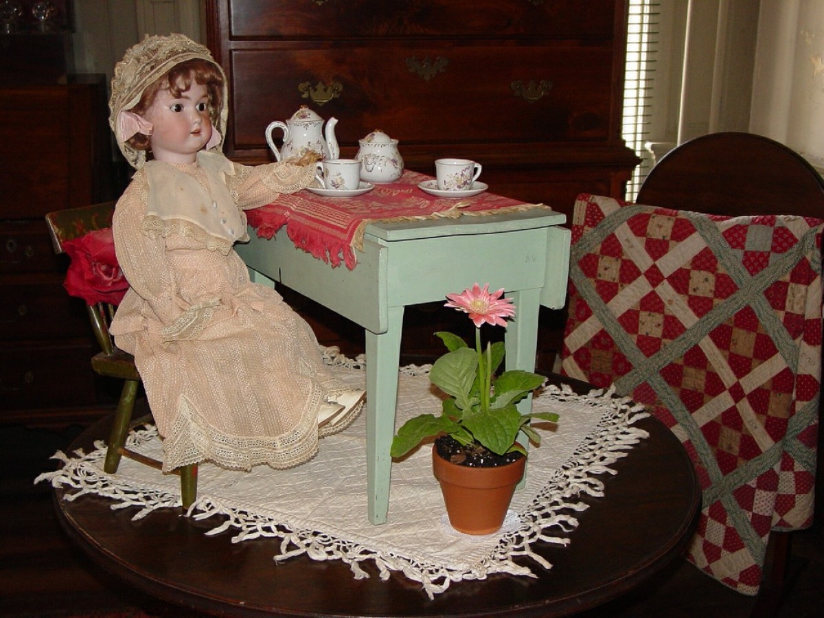 An Invitation to a Special Doll's Tea Party - a Dark Short Story