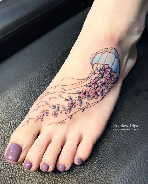 If properly done, tattoos are quite attractive.