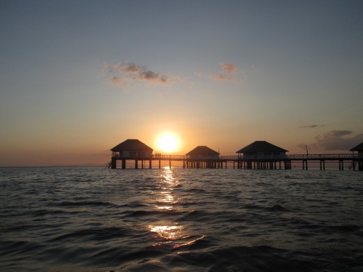 STILTS Cabins In The Sunset