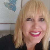 Simone Michelle profile image