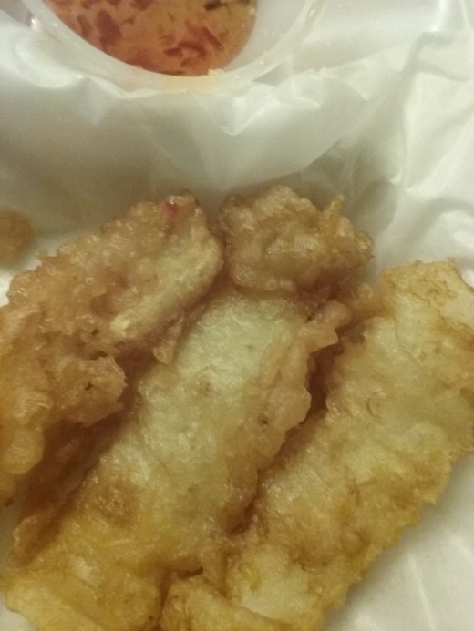 crispy and delicious battered fried calamari 