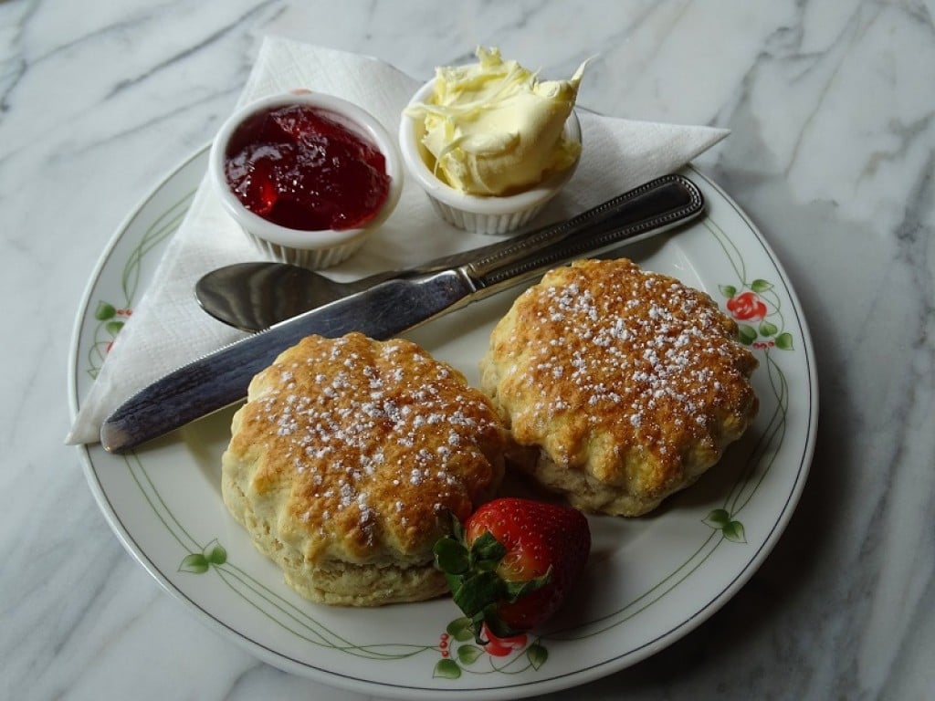 How To Make Traditional English Scones Delishably   14104243 F1024 