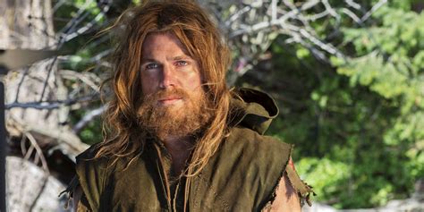 What Oliver looked like after five years of being stranded on that island.