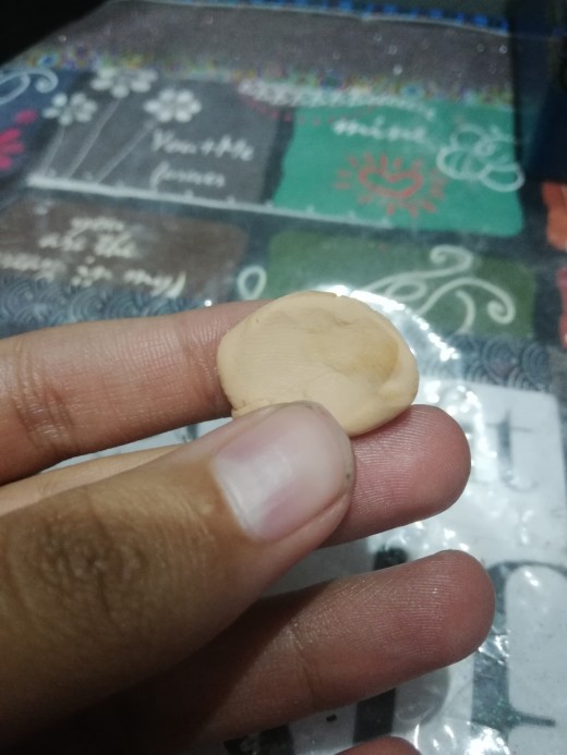 The edges are easily blended with a little vaseline