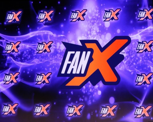 FanX Logo