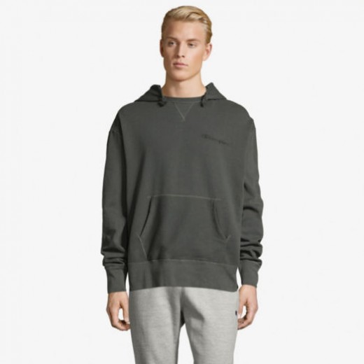 Champion is definitely riding this vintage trend, and sometimes release pieces like this that look "reclaimed" and "vintage"