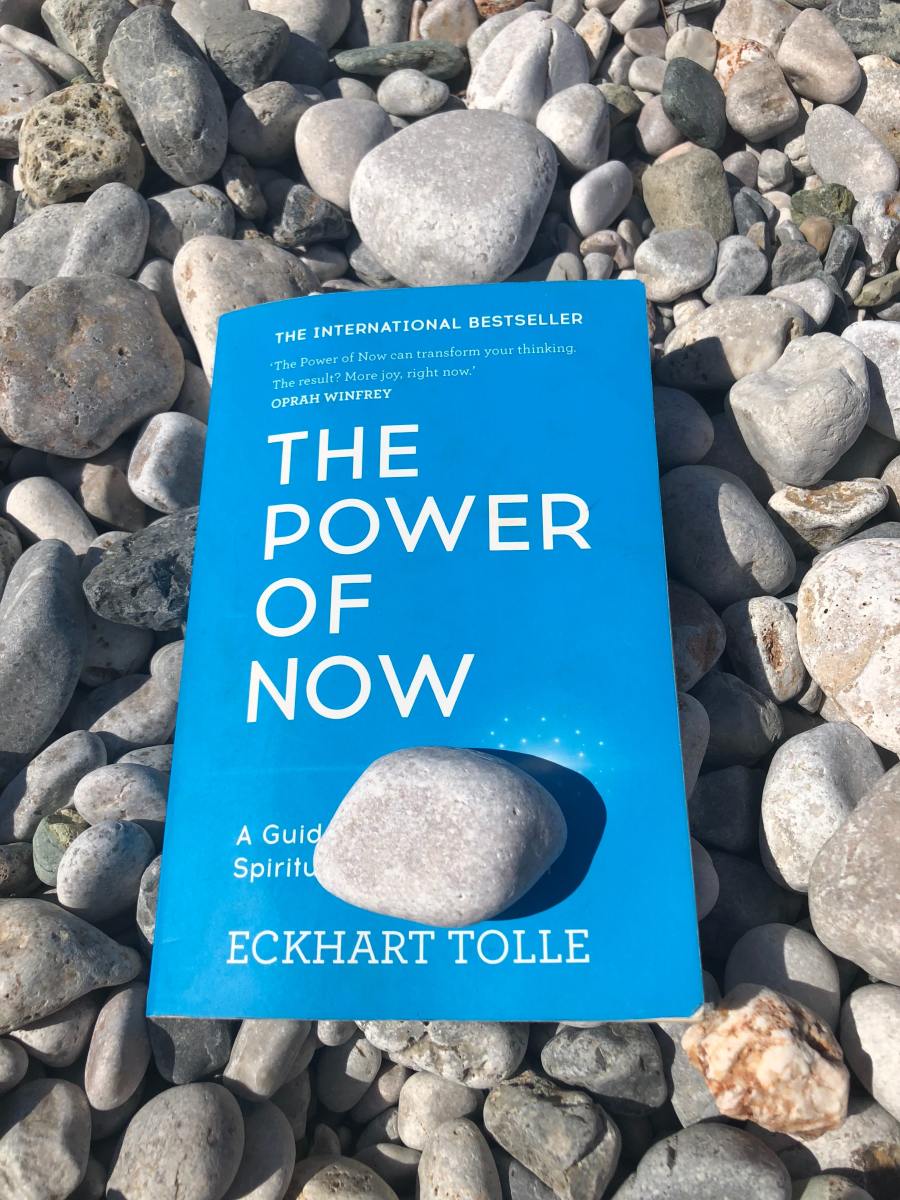 A Forthwith Review of Eckhart Tolle's 'The Power of Now: A Guide ...