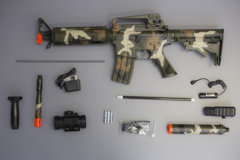 Airsoft Gun with Accessories 