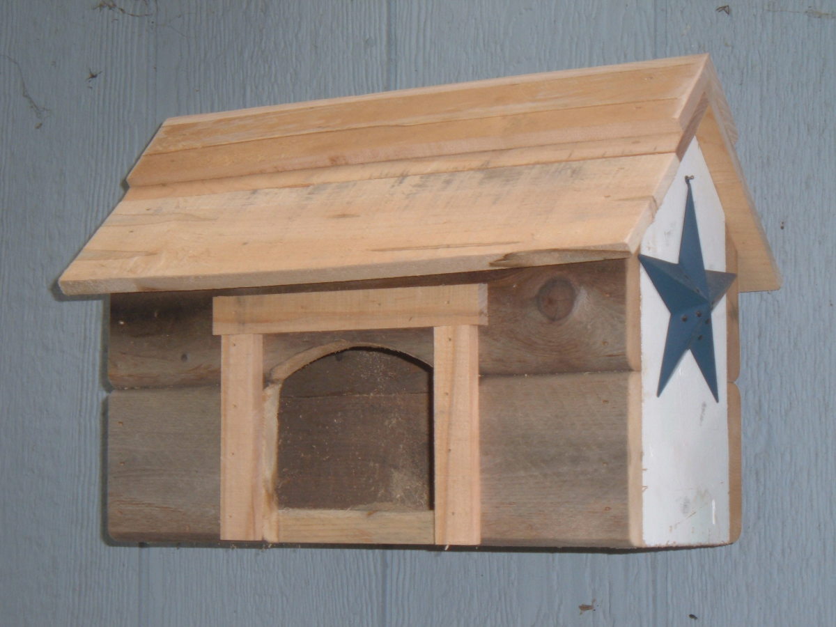 Country Barn Nesting Shelf