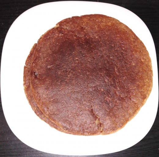 Oat pancake is both nutritious and healthy. 