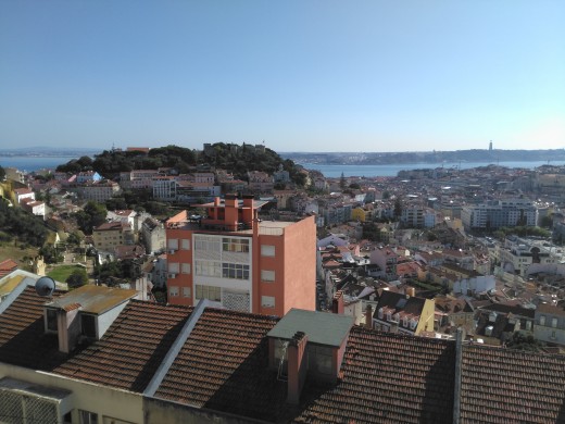 Ask me anything about Lisbon real estate!