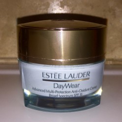 Product Review: Estee Lauder Daywear Advanced Multi-Protection Anti-Oxident Cream Spf 15