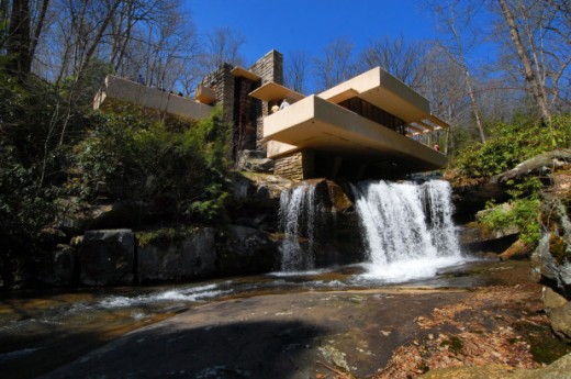 "Fallingwater", Wright's waterfall house in Bear Run, PA