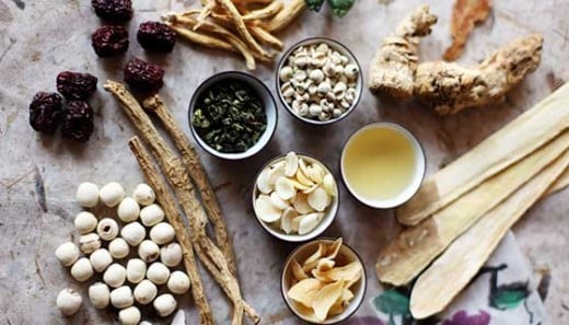 An assortment Chinese herbs that may be used for treatment
