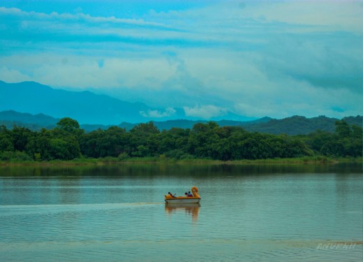 Photograph by Anuj (www.instagram.com/anukhii/)