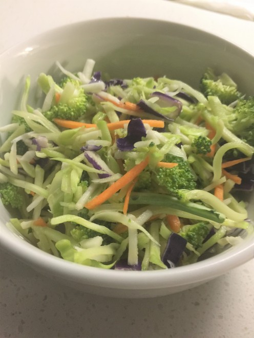  Choose salad with broccoli and sprouts for extra nutrients and crunchiness