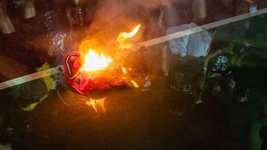 Burning Lebron James Jerseys in Hong Kong
