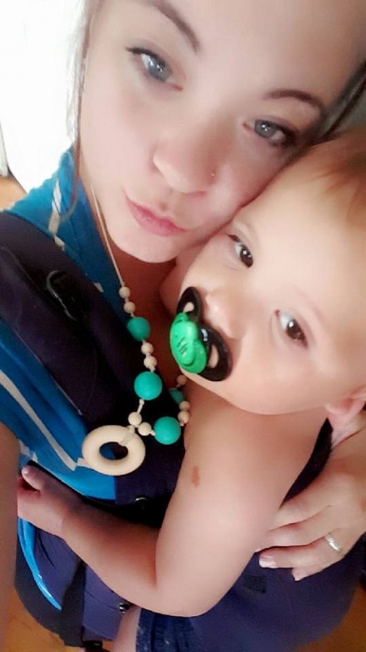Baby Wearing & Nursing Necklace