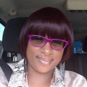 lovelydeelady profile image