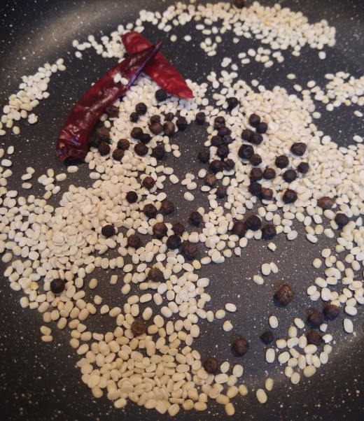 Add 1/2 - 1 teaspoon of black pepper corns (add according to your spice level).