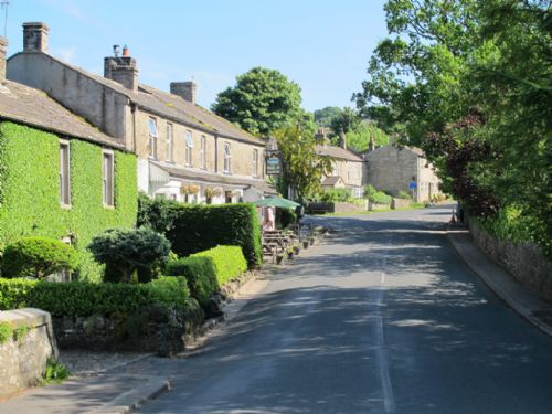 Grinton village sits astride the road that climbs to the moor and Leyburn in Wensleydale
