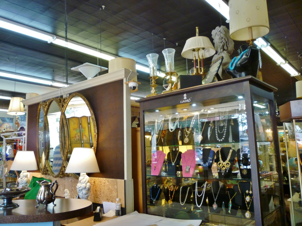 Lamps, mirrors, jewelry, and more!