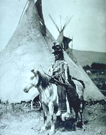 Chief Looking Glass, photo taken in 1871