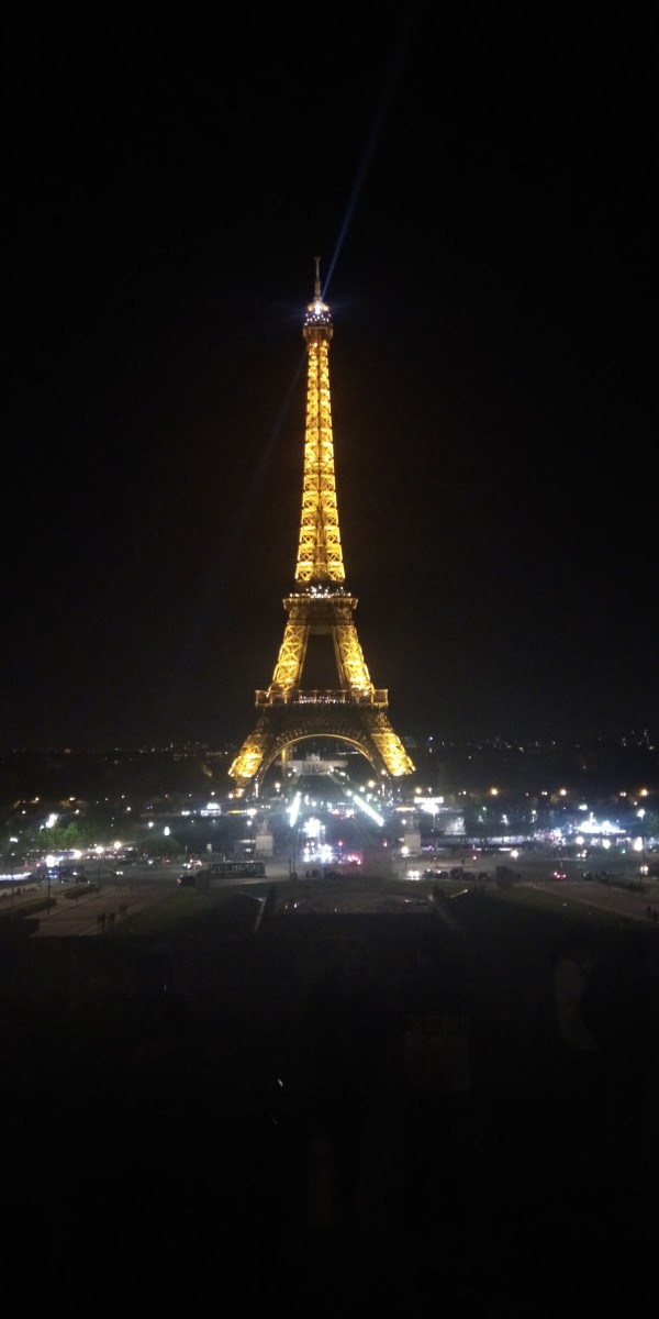 Blinking Eiffel Tower, Paris 