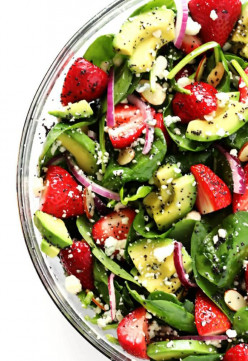 Strawberries With Spinach Salad