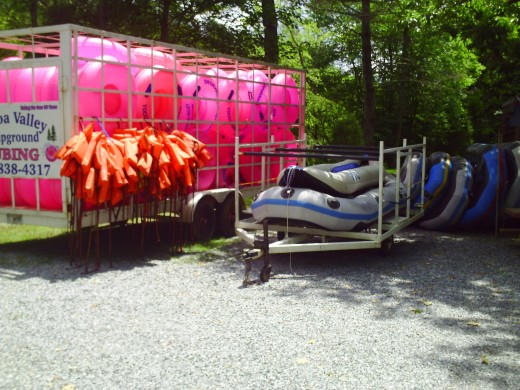 Rafting & Tubing rental with pickup available at the campground office.