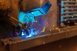 Virtual Welding In Auto Mechanic Training