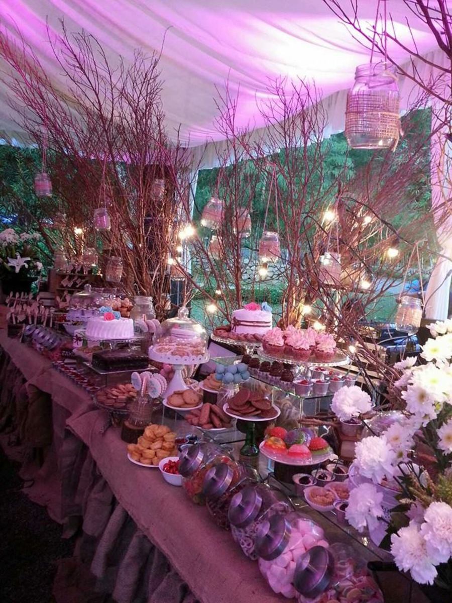 How to Create a Dreamy Rustic Wedding Dessert Table and Tablescape